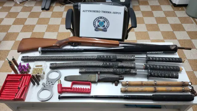 Λέρος: Σύλληψη 41χρονου και 44χρονης για παράνομη κατοχή ειδών πυροτεχνίας και όπλων