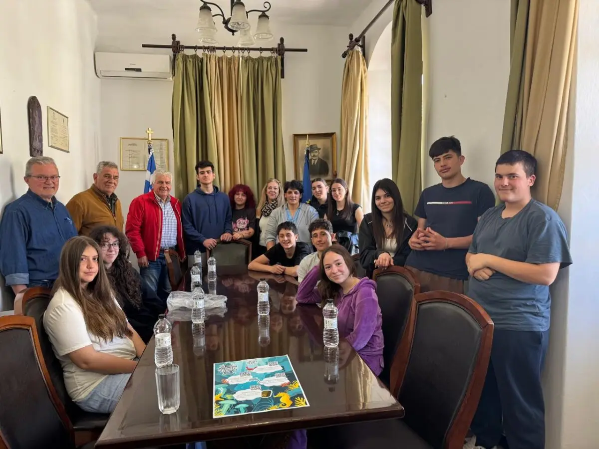 Λέρος: Ο Δήμαρχος υποδέχθηκε μαθητές του Μπουλαφέντειου Λυκείου