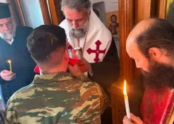 Φαρμακονήσι: Η Αναστάσιμη Θεία Λειτουργία από τον Θεοφιλέστατο Επίσκοπο Στρατονικείας κ. Στέφανο