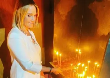 Μίκα Ιατρίδη: «Το Φως της Ανάστασης μας ενώνει και μας δίνει δύναμη να προχωρήσουμε μπροστά»