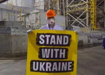 Η Greenpeace προειδοποιεί: 40 χρόνια μετά το ατύχημα του Τσερνόμπιλ, η πυρηνική ενέργεια είναι το ίδιο επικίνδυνη