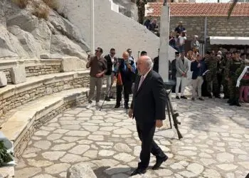 Ο Γ. Νικητιάδης στις εκδηλώσεις τιμής για την 8η Μαΐου 1945 στη Σύμη
