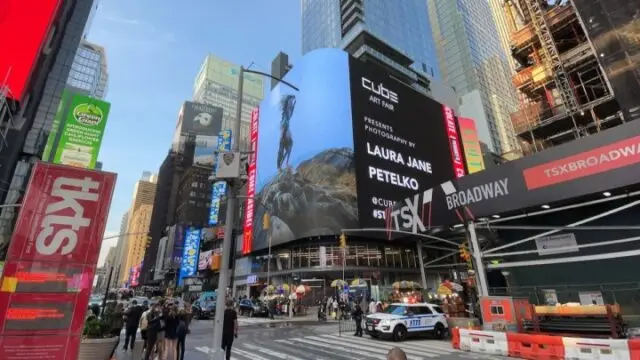 Στον «κύβο» της πλατείας Times Square στη Νέα Υόρκη τα Δωδεκάνησα