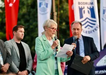 Τιμόθεος Κωττάκης: Ευχαριστίες στην Ελένη Χέλμη για την εκπροσώπηση της Λέρου