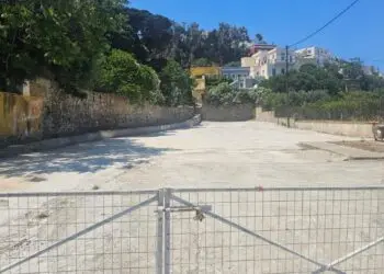 Λέρος: Νέο ιδιωτικό parking στην Αγία Μαρίνα – «Ανάσα» για κατοίκους και επισκέπτες