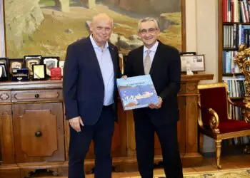 Συνάντηση του Περιφερειάρχη Γιώργου Χατζημάρκου με τον CEO του TUI Group Sebastian Ebel για την πορεία του  «The Rhodes Co-Lab»