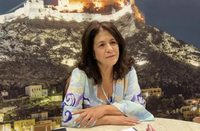 Άννα Ταχλιαμπούρη: «Με διέγραψαν γιατί είπα ΝΑΙ σε έργα για τη Λέρο»