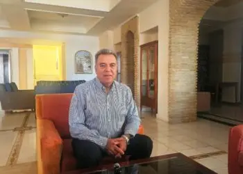 Λέρος: Τηλεοπτική συνέντευξη του βουλευτή Μάνου Κόνσολα