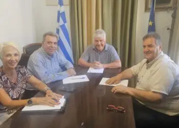 Λέρος: Συνάντηση του Βουλευτή Μάνου Κόνσολα με τον Δήμαρχο Τιμόθεο Κωττάκη