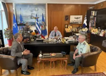Στο επίκεντρο τα τεχνικά έργα των Ενόπλων Δυνάμεων στα Δωδεκάνησα στη συνάντηση του Βασίλη Υψηλάντη με τον ΥΦΕΘΑ Αθανάσιο Δαβάκη