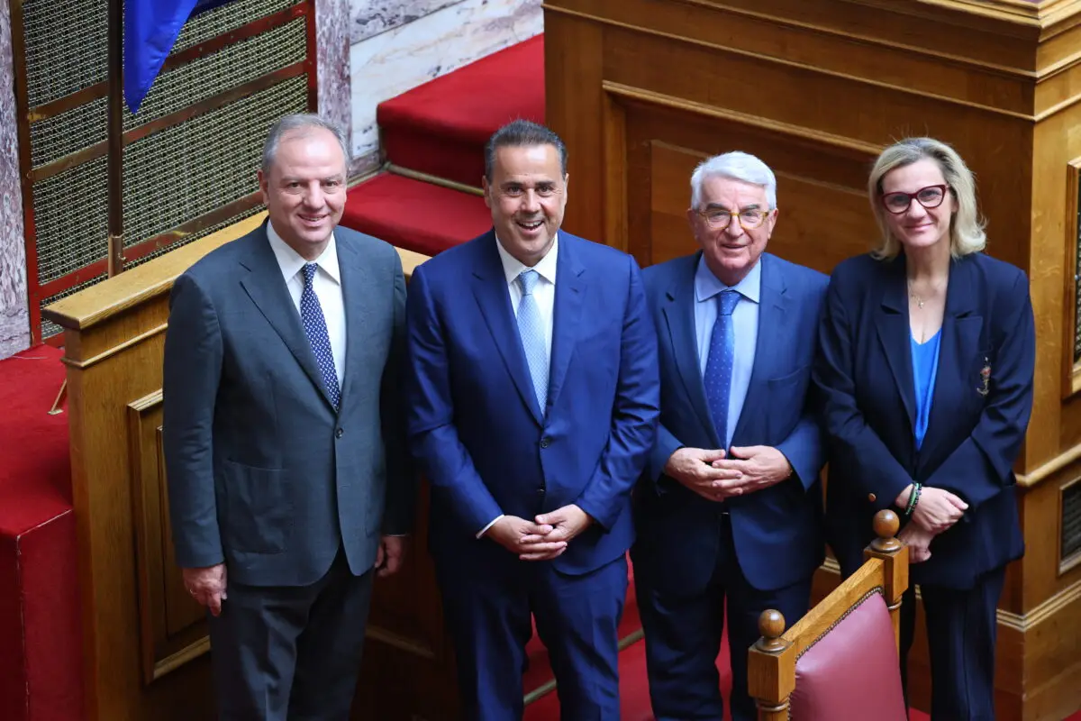 Πέρασε το νομοσχέδιο για το νερό – Παπασταύρου: Το υπάρχον σύστημα έχει εξαντλήσει τα όρια του