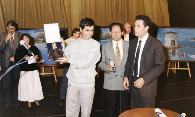 Λέρος: Σπαρακτικό αντίο του Ευάγγελου Ασβεστά στον Νίκο Ντάλογλου: «Φίλε μου, Πρόεδρέ μου, καλό ταξίδι»
