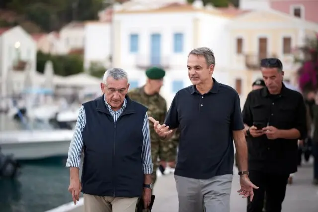 Στο Καστελλόριζο ο Μητσοτάκης για την 83η επέτειο Απελευθέρωσης