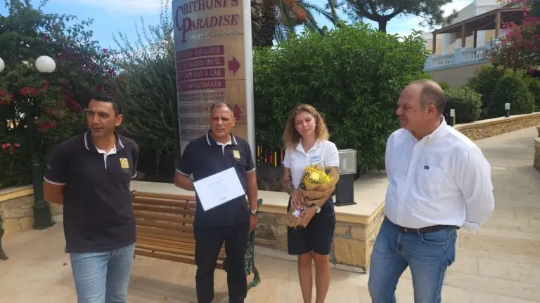 Λέρος: Σημαντική διάκριση για το Crithoni’s Paradise – Βραβεύτηκε για τις θετικές αξιολογήσεις των επισκεπτών