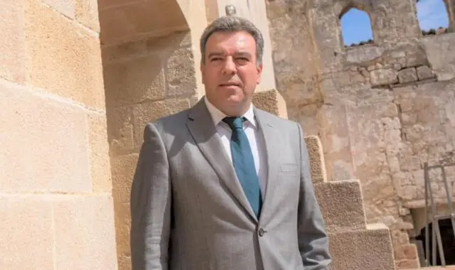 Μάνος Κόνσολας: «Σχεδιασμός για την αξιοποίηση των διαθέσιμων πόρων για τα επόμενα 8 χρόνια για την περιφερειακή ανάπτυξη και τη στήριξη της οικονομίας και των υποδομών των νησιών μας»