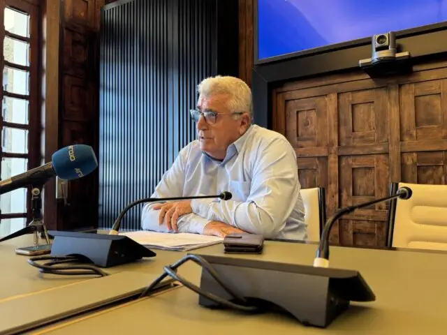 Ολοκληρώθηκαν οι ψεκασμοί δακοκτονίας στη Λέρο – Από 30 Οκτωβρίου η έκθλιψη ελαιοκάρπου σε τέσσερα νησιά