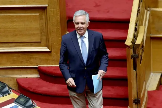 Για 8η φορά Κοσμήτορας της Βουλής των Ελλήνων ο Βασίλης Α. Υψηλάντης – Ισχυρή επανεκλογή με 221 ψήφους